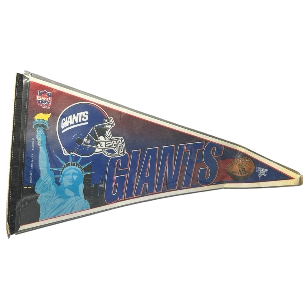 VINTAGE 1990s NEW YORK GIANTS PENNANT – NFL FOOTBALL COLLECTIBLE